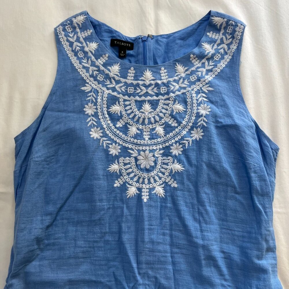Talbots Light Blue White Embroidered Midi Sleeveless Pencil Dress | Size 6 - Picture 4 of 6